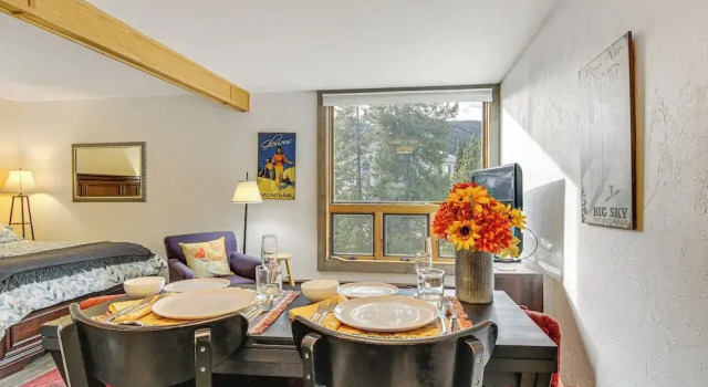 Апартаменты Centrally Located Big Sky Condo: Ski, Hike, Bike!