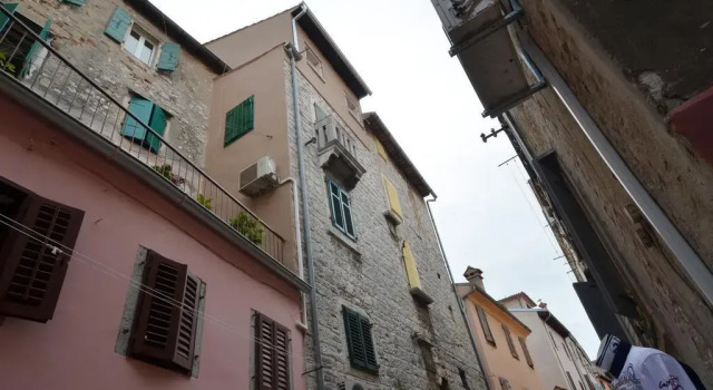 Studios Villa Rossella 4, Забронировать Вилла Коттеджи Ровинь, рядом с Carera Street in Rovinj, Коттедж