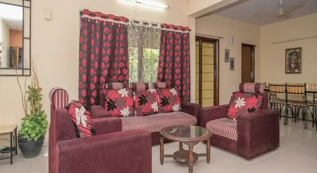 OYO 12057 Hidden Nest 1, Rezervovat Hotel Hotely v Bangalore s parkováním, Parkování