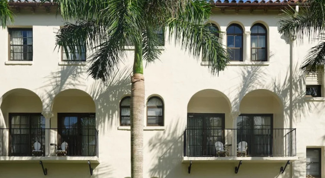Двухместный номер Standard с балконом Отель Cloister at The Boca Raton