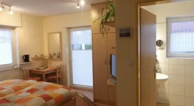 Zum gemtlichen Eck Pension, Забронировать Отель Отели Лер 3 звезды, 3*