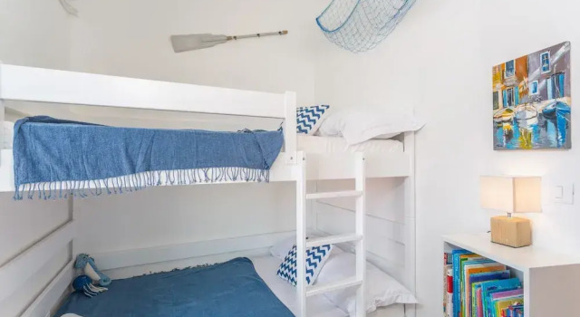 Bright 3-bedroom Apartment in Lovran