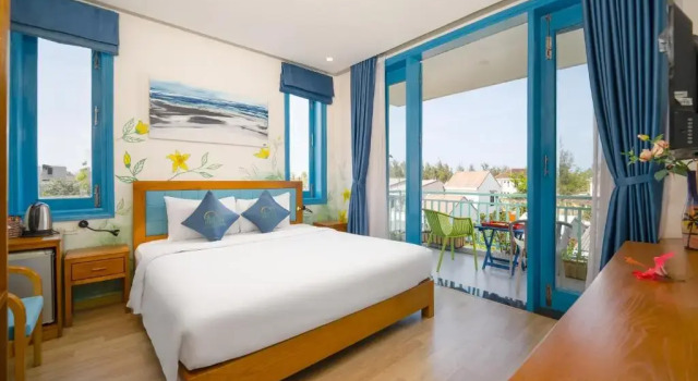 Номер Standard с балконом Hoi An Seaside Villa