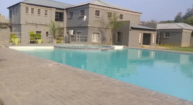 Sima Silver Lodge, Boek Hotel Hotels in Letaba met ontbijt, Ontbijt