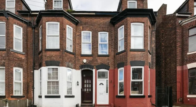 Short Term Shared R&R In Chorlton, Varaa Matkakoti Vierastalot kohteessa Suur-Manchester, Matkakoti