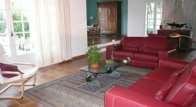 Villa Aquarelle, Varaa Villa  