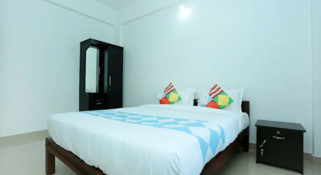 OYO 16963 Home Mesmerizing View 2BHK Vythiri