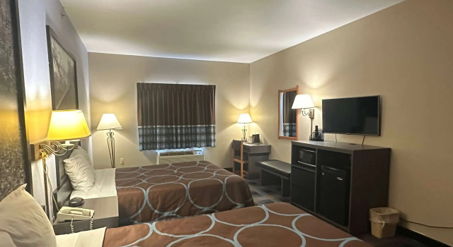 Super 8 by Wyndham Columbia East, Boek Hotel Hotels in Missouri met zwembad, Zwembad