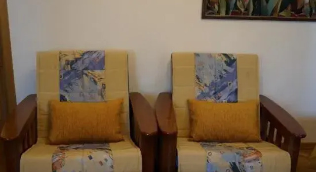 New Apartment on Poznyaki, Buchen Sie Ferienwohnung Hotels in Darnyckyj mit Parkplatz, Parkplätze