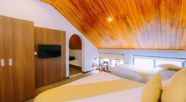 Семейный номер Standard с балконом Hoi An Majestic Villa