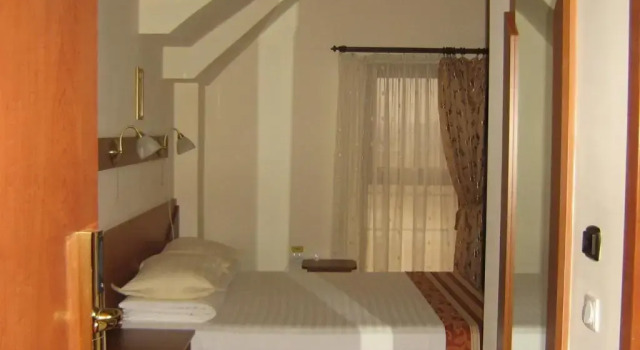 Camera Standard Hotel Transit