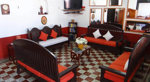 Casa de Zari B&B