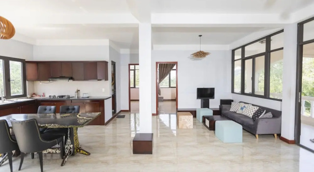 Апартаменты Superior с 4 комнатами с балконом и с видом на море Seana Resort Phu Quoc