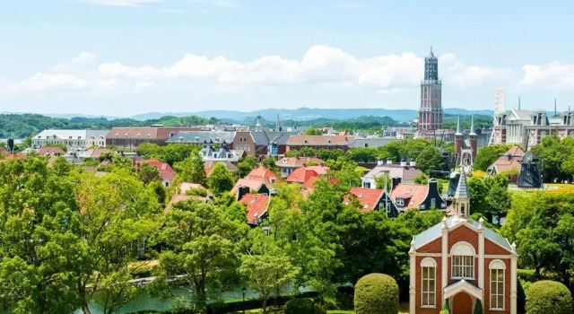Четырёхместный номер Standard с видом на парк Hotel Okura JR Huis Ten Bosch