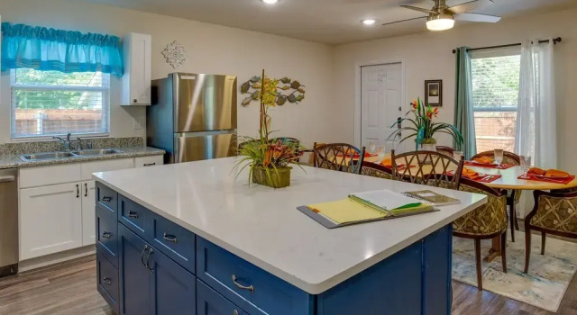 Коттедж Game Room + Walk to Beach: Gun Barrel City Gem!