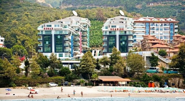 Luxury Apt in Konak Seaside Homes with a Sea Front View and a Private Beach