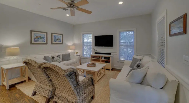 Magnolia Cottages By The Sea-36 Vinings by Florida Star Vacations, Varaa Lomakoti Huvilat kohteessa Florida, Villa