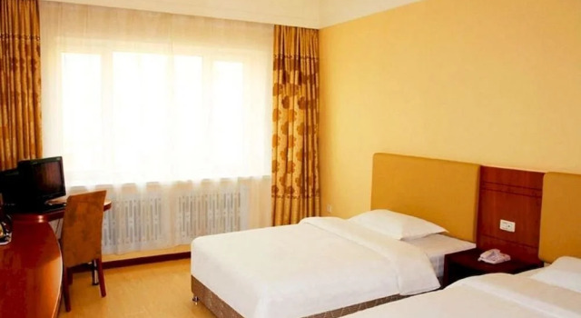 东方宾馆(哈尔滨通达店), Varaa Hotelli Hotellit Heilongjiang pysäköinnillä, Pysäköinti