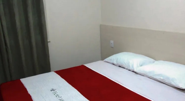Номер Economy Hotel Minho - Ótima Escolha Próximo à 25 de Março, Brás, Bom Retiro, Metrô e Hospital da Mulher - Café da Manhã Incluso - Estacionamento em Frente
