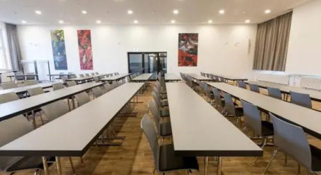 Jugendherberge Berlin Ostkreuz, Reserva ahora Hotel Lichtenberg Berlín
