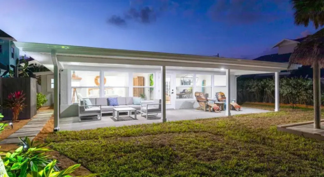 Vista del Mar Beach House - Beach Holiday, Varaa Hotelli Hotellit Space Coast pysäköinnillä, Pysäköinti