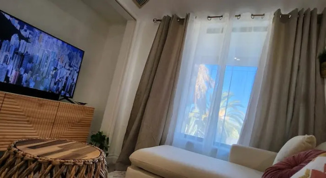 Номер Luxury Elsinore Lake Estate