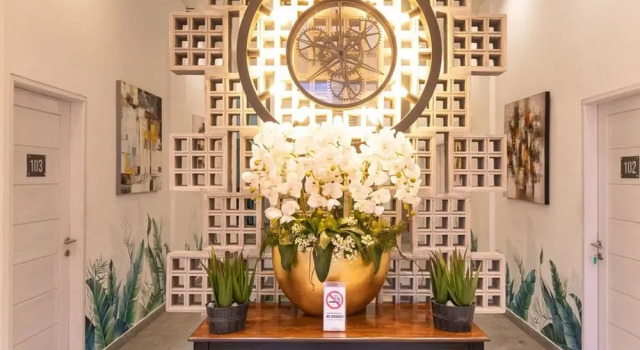 De Natio Guest House Jalan Gaharu by RedDoorz, Rezerwuj Pensjonat Medan Sumatra
