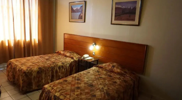Hotel Santa Maria, Rezerwuj Hotel Hotele w Lima z basenem, Basen