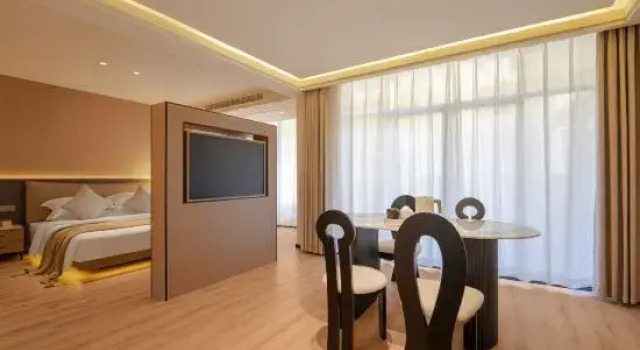 Люкс Fangchenggang Wanxiang Luming Lodge · Senyu Luqi Homestay