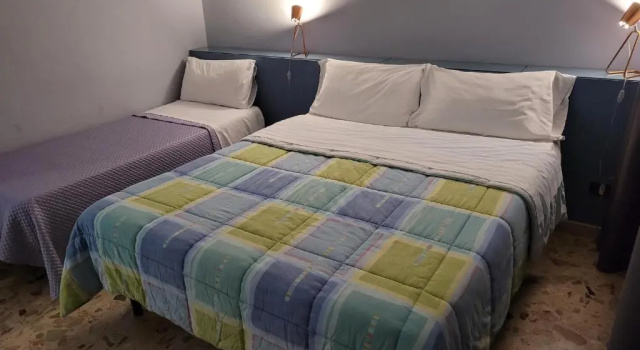 Трёхместный номер Standard Mare Nostrum Petit Hôtel