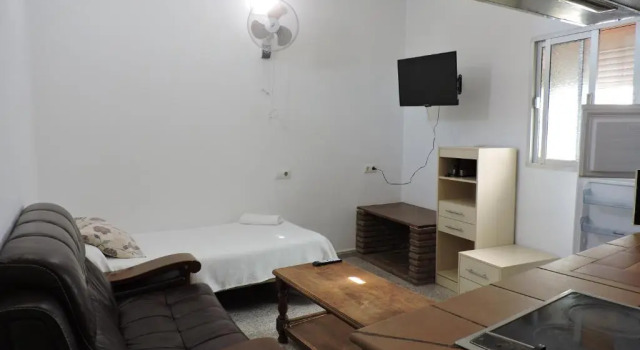 Семейная студия Hospedaje Lisboa Algeciras P Ca 0214 y A Ca 0232