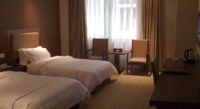 帝濠大酒店(河源亚洲第一喷泉店), Boek Hotel Hotels in Guangdong met parkeren, Parkeren