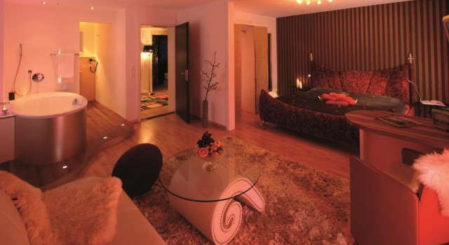 Wellnesshotel Rovanada Superior, Book Hotel Vals 