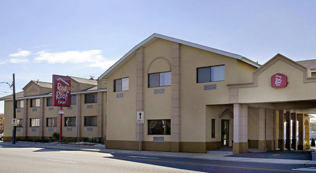 Red Carpet Inn, 预订 酒店 汤姆斯河 新泽西海岸