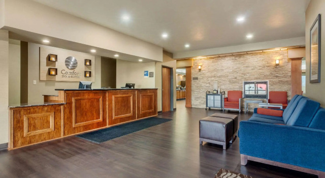 Comfort Inn & Suites, Buchen Sie Hotel Mitchell South Dakota