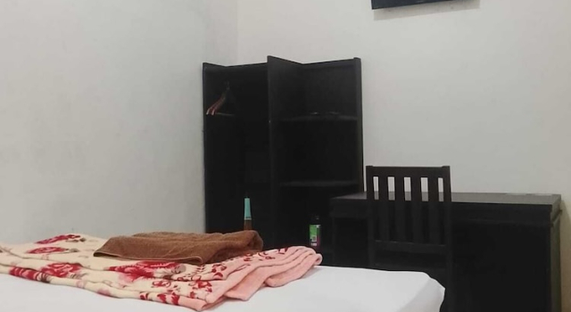 Griya Sarah Backpacker Homestay by Bias