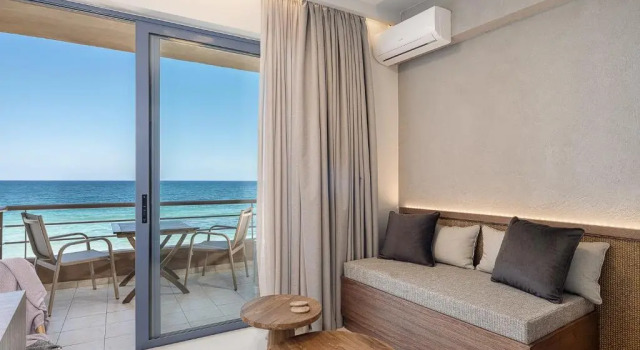 Студия Nais Apartments & Studios