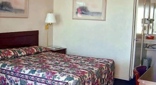 Двухместный номер Standard Economy Inn Seaside