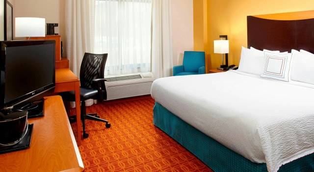 Fairfield Inn & Suites Pittsburgh Neville Island, Buchen Sie Hotel Robinson Township Pennsylvania