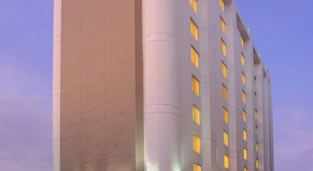 Four Points by Sheraton Ahmedabad, Rezervovat Hotel Hotely v Gujarat s parkováním, Parkování