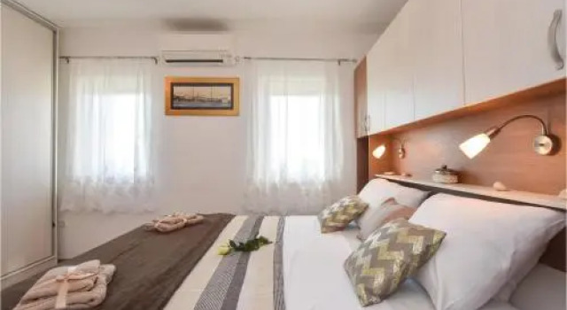 Four Bedroom Holiday Home in Split