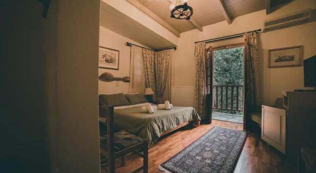 Трёхместный номер Standard с видом на горы Bourazani Wild Life Resort