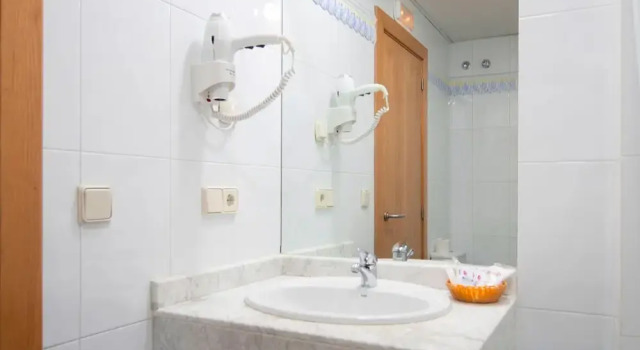 Camera familiare Standard Hotel Beratxa