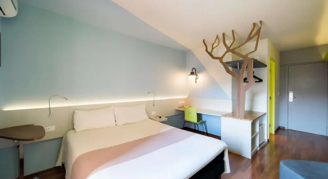 Двухместные апартаменты Standard ibis Styles Curitiba Centro Civico