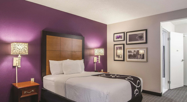 La Quinta Inn & Suites by Wyndham Baton Rouge Siegen Lane