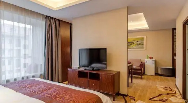 Junhe International Hotel, Book Hotel Hotels in Bengbu with Parking, Parking