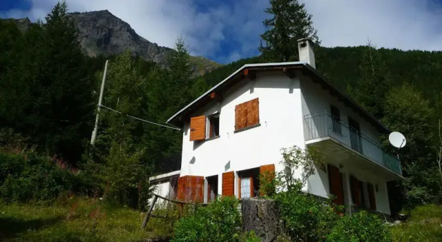Casa Chiareggio, Buchen Sie Ferienwohnung Chiesa in Valmalenco 