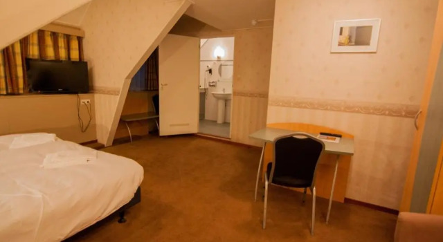 Hotel Bom
