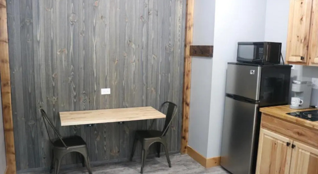 Студия Columbine Inn