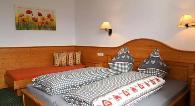 Apartment in Hochkrimml Near Ski Slopes, Забронировать Апартаменты/квартира Кримль 